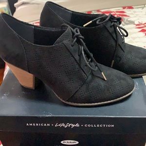Dr. Scholl’s Women’s Lace Up Oxfords